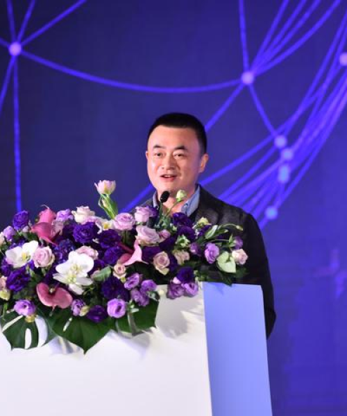 成都科技公司社会责任实践，引领行业典范